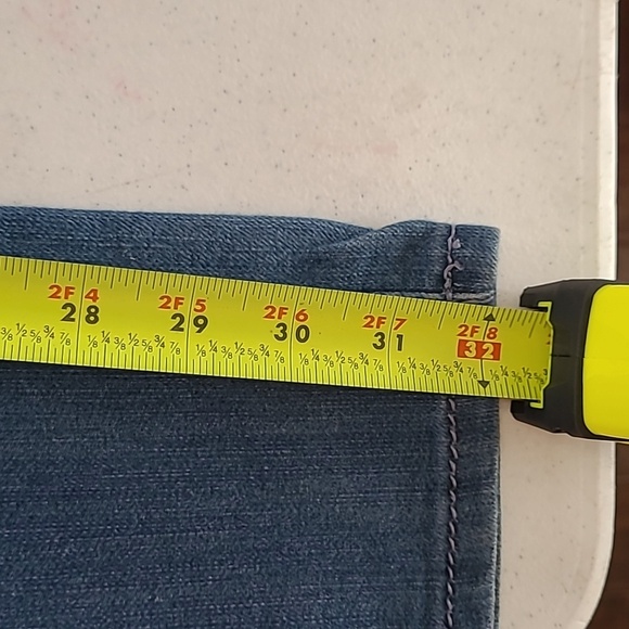 Nine West women's Straight Leg Jeans size 10/30 - Picture 6 of 7